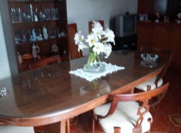 Casa · 248m² · 4 Ambientes · 1 Cochera · Casa en Monte Castro