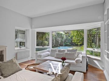 Casa · 320m² · 5 Ambientes · 1 Cochera · Casa en Cañitas, 5 Amb Pileta Jardin Parrilla