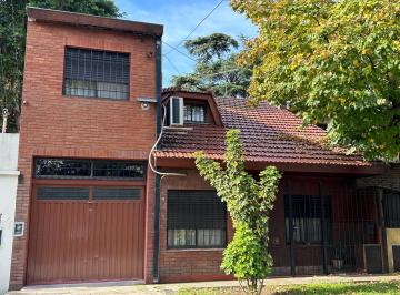 Casa de 4 ambientes, La Matanza · Chalet 4 Amb en Villa Luzuriaga Zona Residencial