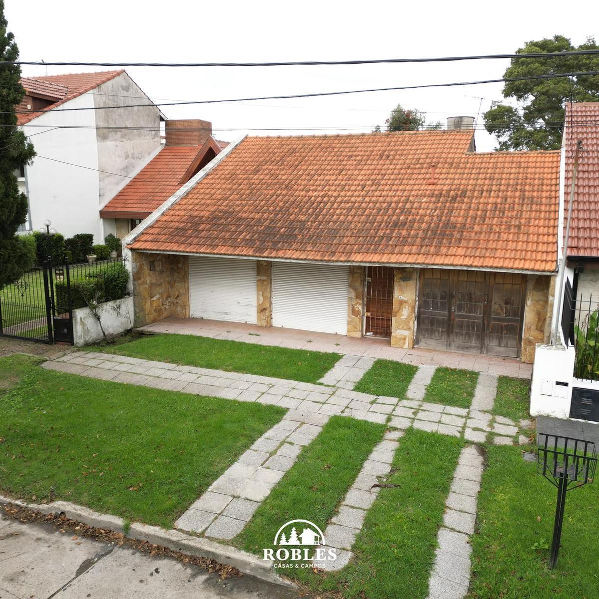 Chalet 3 amb, 120m² en Parque Luro con garage