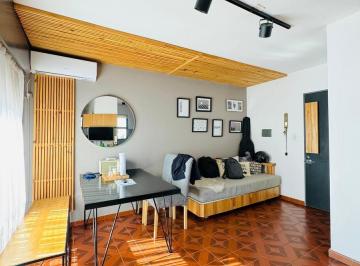 Departamento · 58m² · 3 Ambientes · Departamento en Venta de 2 Dorm. - Bº Alberdi, C/escritura
