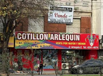 Local comercial · 270m² · Locales - a La Calle - Lanús - Oeste, Gran Bs. As. Sur