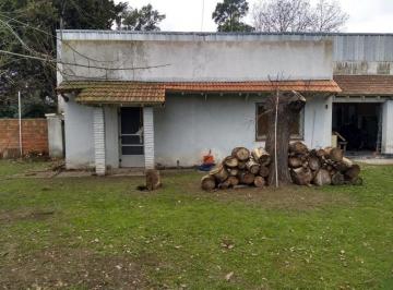 Casa · 40m² · 2 Ambientes · 1 Cochera · Casa en Venta - 1 Dormitorio 1 Baño - Cochera - 690 m² - Glew, Almirante Brown