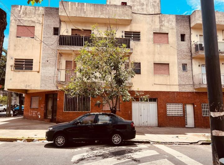 Desarrollo vertical · Edificio Venta en Block