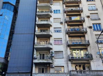 Departamento de 4 ambientes, Balvanera · Av Rivadavia 4 Amb.