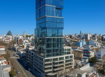 Oficina comercial · 211m² · 1 Ambiente · Venta Oficina Torre Qiub a Estrenar