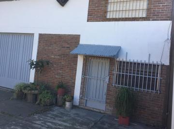 Depósito de 1 ambiente, Lomas de Zamora · Deposito C/ Oficina y Gran Superficie Libre 1050 m²
