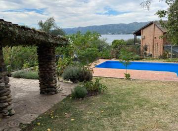 Casa de 4 ambientes, Villa Carlos Paz · Casa en Alquiler - Vista Al Lago - Villa del Lago - $650.000