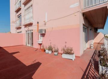 Departamento · 54m² · 3 Ambientes · 1 Cochera · Excelente Depto 3 Ambientes C/ Cochera y Terraza
