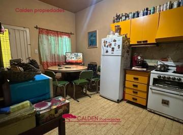 Casa de 5 ambientes, Hurlingham · Venta Casa Hurlimgham Liszt Al 600