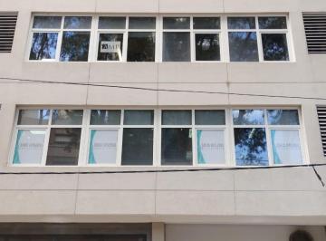 Oficina comercial · 1m² · 1 Ambiente · 2 Cocheras · Oficina en Calle Diagonal 25 de Mayo 244 Piso 4