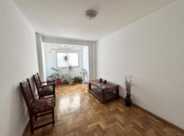 Departamento · 51m² · 3 Ambientes · Departamento en Venta - Avellaneda Centro - 3 Amb.