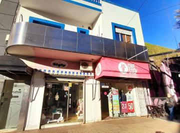 Local comercial · 48m² · Vicente López - Sobre Av Maipú - Local Apto Varios Rubros!