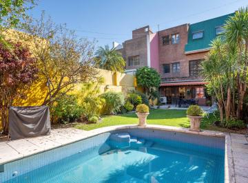 Casa de 6 ambientes, Villa Devoto · Casa Venta en un Terreno de 8,66x42!