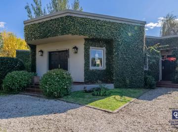 Casa · 137m² · 4 Ambientes · 1 Cochera · Casa 4 Ambientes en Venta Barrio Cerrado Los Sauces Pilar