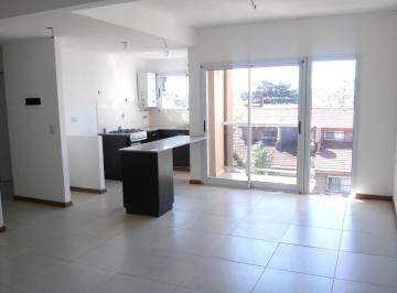Departamento · 70m² · 3 Ambientes · 1 Cochera · Departamento en Florida Belgrano - Oeste