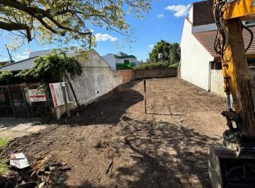 Terreno · 250m² · Lote de 10 X 25 en Exclusiva Ubicacion! Oportunidad Nuevo Valor U$s 135.000