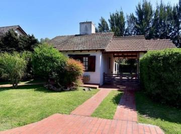 Casa · 120m² · 4 Ambientes · Country Banco Provincia! 900 m de Terreno