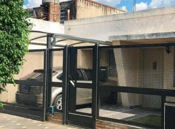 PH · 90m² · 3 Ambientes · Ferreyra 168 ‼️