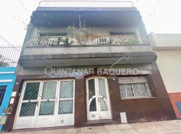 QBM-QB1-1030_2 · Casa Multifamiliar con Terraza, Patio y Garage