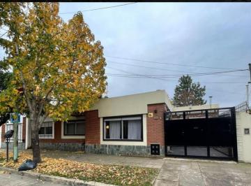 PH · 110m² · 4 Ambientes · Casa en PH 4 Ambientes… Impecable ‼️