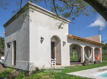 Casa · 71m² · 2 Ambientes · Quincho en Venta Ubicado en Urbanización Lares de La Imaculada - Vaqueros