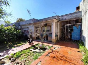 Casa de 3 ambientes, Moreno · Casa Estilo Americana en Moreno Sur, Excelente Ubicacion