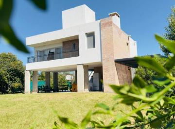 Casa · 150m² · 5 Ambientes · 2 Cocheras · Venta Casa 3 Dorm Pileta Potrero de Garay