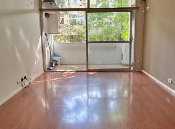 Departamento · 50m² · 3 Ambientes · 1 Cochera · Venta Depto 3 Ambientes en Versalles con Cochera