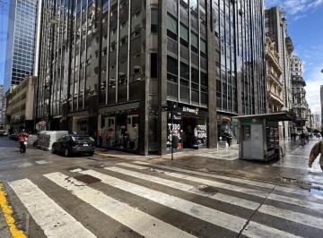 Local comercial · 257m² · Gran Local en Esquina Florida Al 100 Planta Libre y Ss