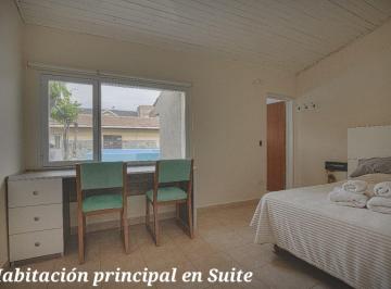 Casa · 350m² · 4 Ambientes · Alquiler - Casa de Dos Habitaciones - B° 14 de Octubre