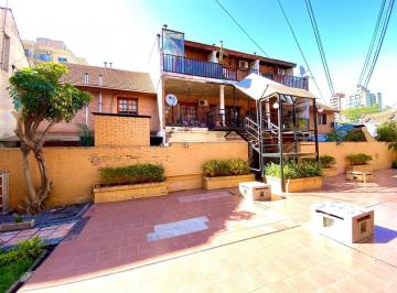 Casa · 85m² · 4 Ambientes · Triplex en Venta - 3 Dorm. 2 Baños - 103 m² - San Miguel