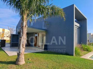 Casa · 160m² · 4 Ambientes · Casa en Alquiler Puertos del Lago Barrio Araucaria Escobar
