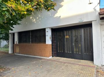 Casa · 150m² · 4 Ambientes · 1 Cochera · Venta de Casa de 3 Dorm. en Parque San Martin - La Plata