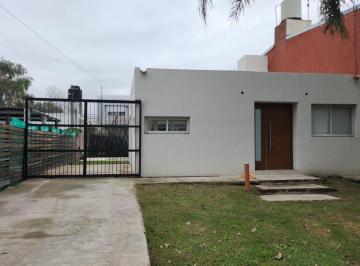 Casa · 50m² · 1 Ambiente · Loft en Roldan