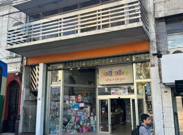 Local comercial , Caballito · Local Comercial en Av Rivadvadia - Caballito - Dueño Directo.
