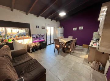 Casa · 175m² · 5 Ambientes · Casa con Galpon en Venta