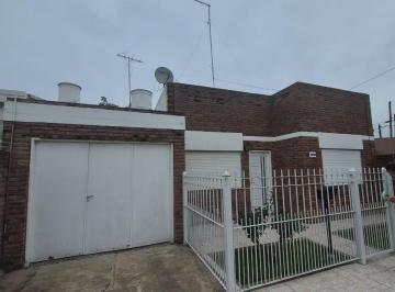 Casa de 4 ambientes, La Plata · Casa en Venta 2 Dorm. Calle 45 Entre 185 y 186