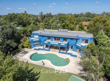 Casa · 1320m² · 10 Ambientes · 5 Cocheras · Espectacular Casa en Venta en Altos del Pilar