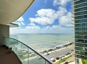Departamento · 60m² · 2 Ambientes · 1 Cochera · Departamento en Playa Chica