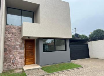 PH de 5 ambientes, Córdoba · Vendo Hermoso Duplex en Jardin Rivera Housing. Apto Credito. 3d. Impecable!