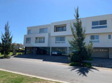 Departamento · 75m² · 3 Ambientes · 1 Cochera · Alquiler Departamento 3 Ambientes Nuevo Quilmes