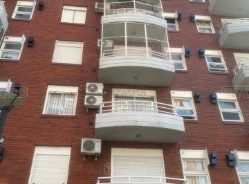 Departamento · 43m² · 2 Ambientes · Departamento en Alquiler en Sarandí, Avellaneda, G. B. a. Zona Sur