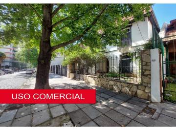 Local comercial · 204m² · 4 Dormitorios · 1 Cochera · Espectacular Casa de Estilo, Única por Su Estado! a m. de Av Triunvirato y de Estación de Subte