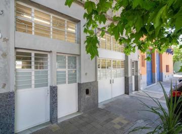 Casa · 285m² · Depositos/industrias - Depositos - Chacarita, Capital Federal