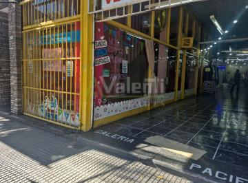 Local comercial de 1 ambiente, Hurlingham · Venta de Tres Locales Unificados en Galería, Hurlingham Centro