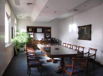 Oficina comercial · 2280m² · Edificio Art Decó Reciclado, 9 Plantas, Subsuelo con Auditorium, Pb y 6 Plantas de Oficinas