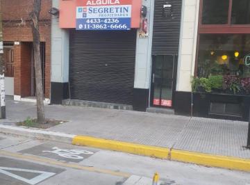 Local comercial , Almagro · Local Comercial en Planta Baja y Entrepiso 2 Baños