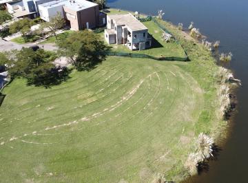 Terreno · 897m² · 1 Ambiente · Lote Al Agua Cantón Norte Cul de Sac Venta