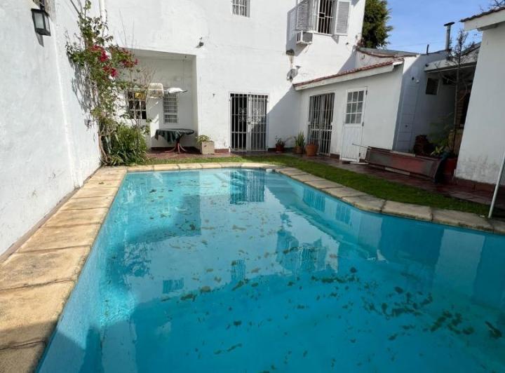 Casa · 150m² · 5 Ambientes · 1 Cochera